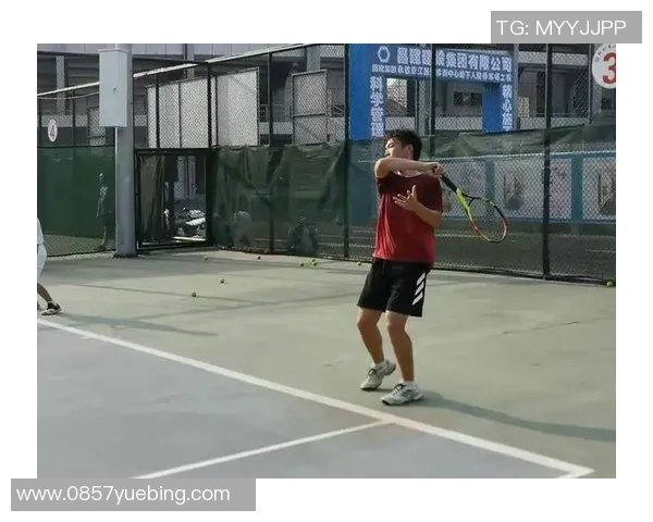 深圳网球队耐力对比深度解析与训练策略探讨